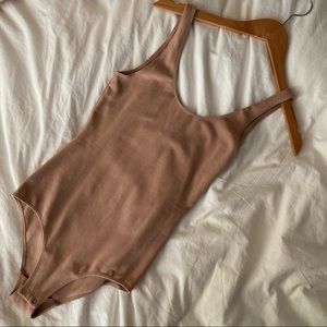Aritzia. Wilfred nude bodysuit